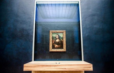 За 80 тисяч євро Лувр продав можливість побачити «Мону Лізу» без захисного скла