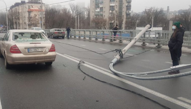Падіння опор на Шулявському мосту в Києві: що ще могла пропустити експертиза?