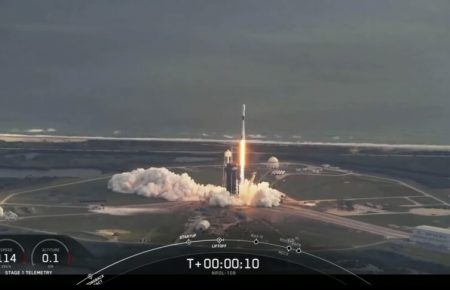 SpaceX вивела на орбіту засекречений військовий супутник (ВІДЕО)
