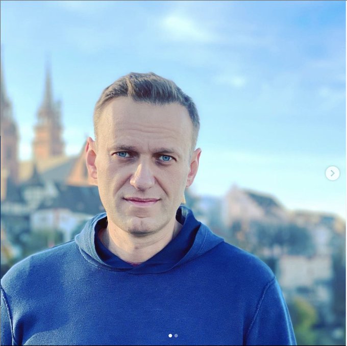 Следственный комитет РФ открыл уголовное дело против Навального за мошенничество
