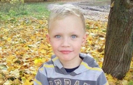 До 16 лютого суд залишив під вартою поліцейського, обвинуваченого у вбивстві 5-річного Кирила Тлявова