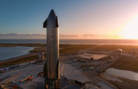SpaceX не удалось запустить прототип корабля Starship, полет прервали за секунду до старта