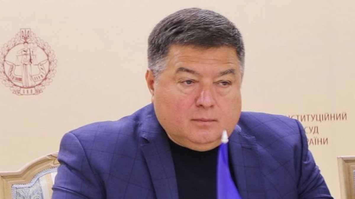 Тупицкий не может выполнять полномочия главы КС и созывать специальное заседание Суда – Вениславский