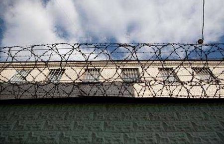 За останні два місяці у тюрмах ОРЛО від пневмонії померли 37 ув'язнених — Ястребова