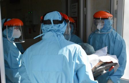 В ЕС созывают срочное совещание из-за новой мутации коронавируса