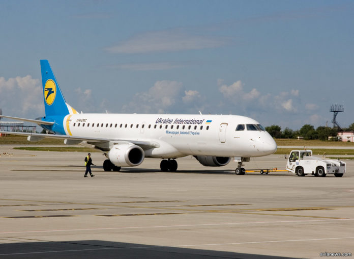 МАУ з 30 грудня відновлює прямі рейси з Києва до Баку