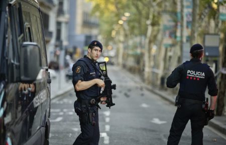 Поліція Іспанії провела наймасштабнішу операцію проти російської мафії, затримали 23 особи