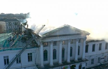 Пожар в историческом здании Полтавы: в помещении нашли тело человека