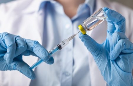 Киев начал готовить логистическую базу для приема вакцины от коронавируса — Кличко