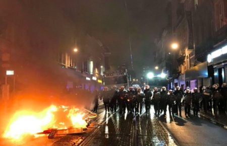 У Брюсселі після сутичок з поліцією затримали понад 100 людей