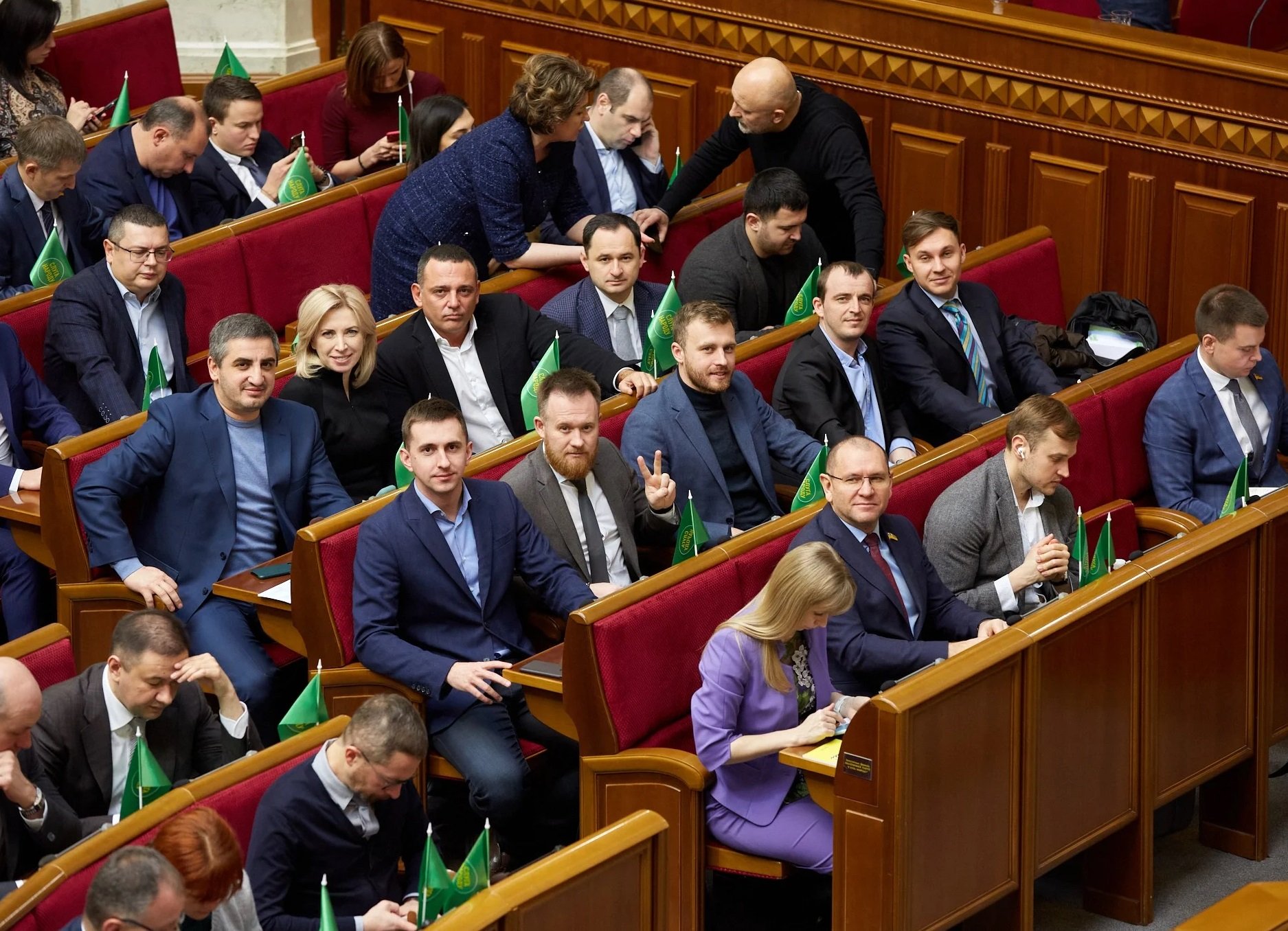 Монобольшинство в ВР находится фактически в серой зоне законодательства — политолог Олег Саакян