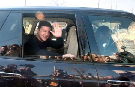 Зеленський достатньо швидко став типовим українським президентом із кортежем — Рейтерович