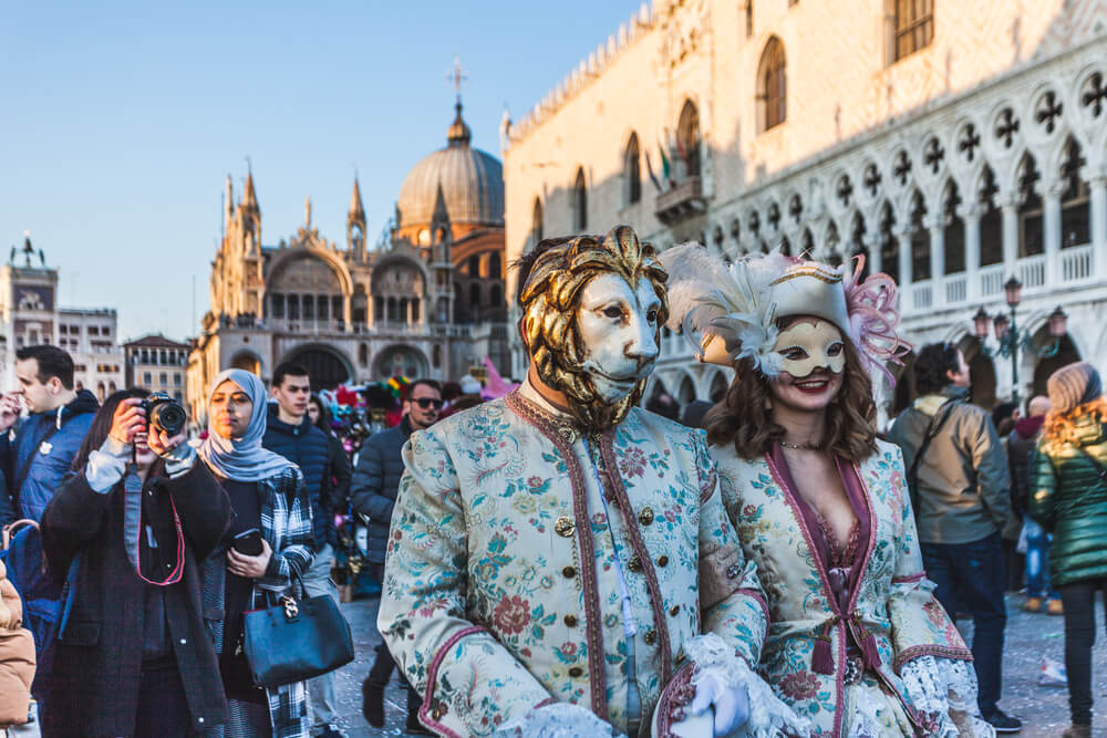 Венеційський карнавал відбудеться в онлайн-форматі