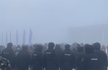 У Росії почалися перші акції протесту проти арешту Навального, є затримані