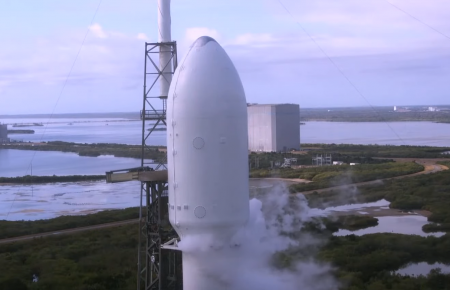 SpaceX запустила ракету з 143 супутниками: це наймасовіший запуск в історії