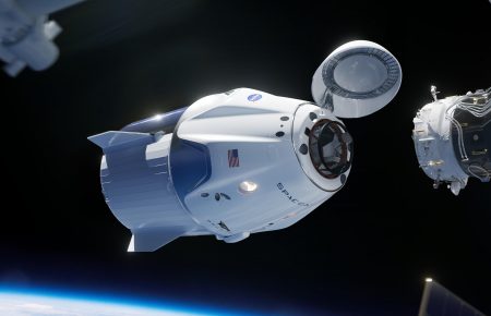 Космический корабль Cargo Dragon вернулся на Землю