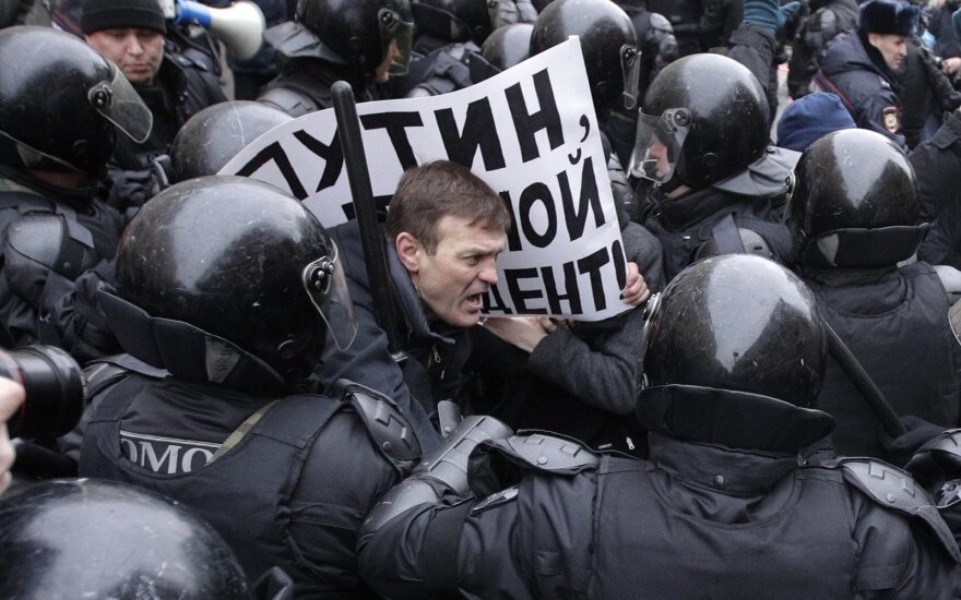 На протестах в России задержали уже более 3,5 тысяч человек (ВИДЕО, ФОТО)