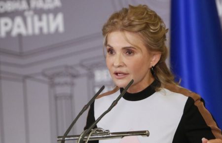 Тимошенко — человек-бренд, с помощью образа руководит интересом населения — Ким