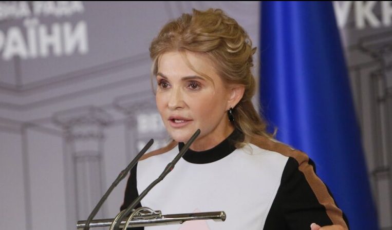 Тимошенко — людина-бренд, за допомогою образу керує цікавістю населення — Кім