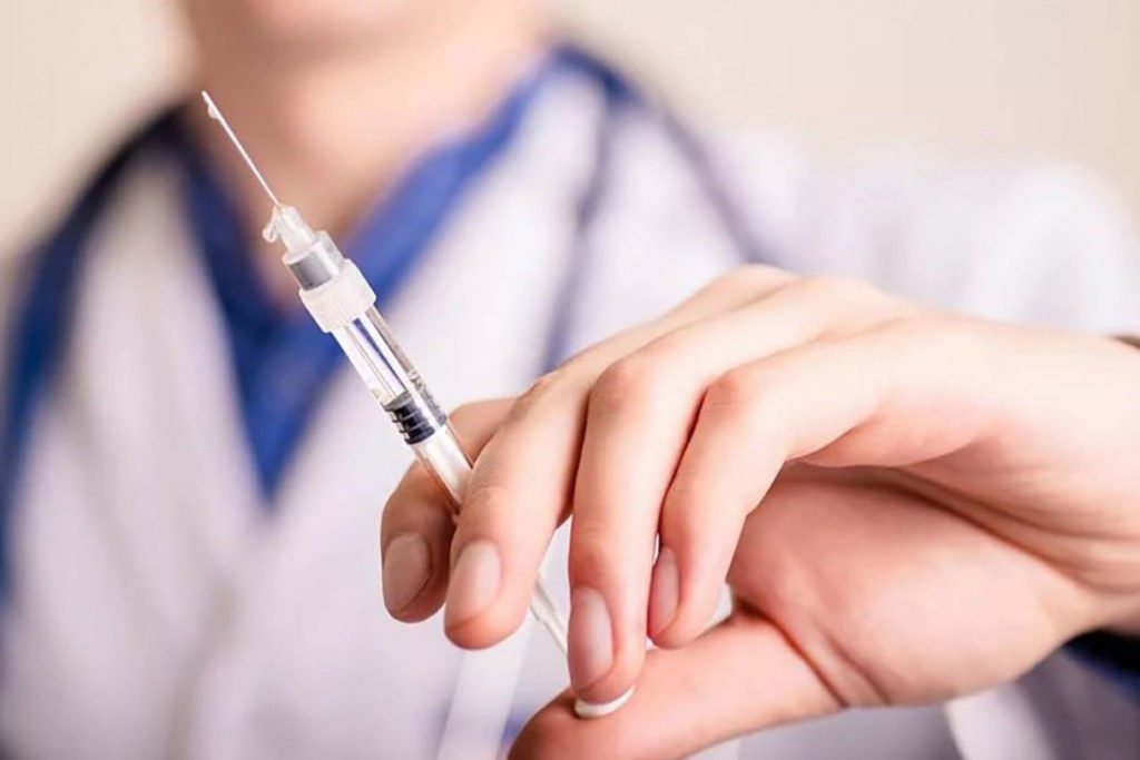 52% украинцев не готовы вакцинироваться от COVID-19 даже бесплатно — опрос