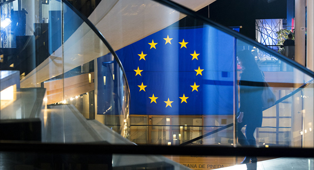 Еврокомиссия предлагает ужесточить правила въезда в страны ЕС из-за ситуации с коронавирусом