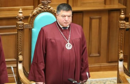 Тупицький скликає спецзасідання Конституційного суду через своє звільнення