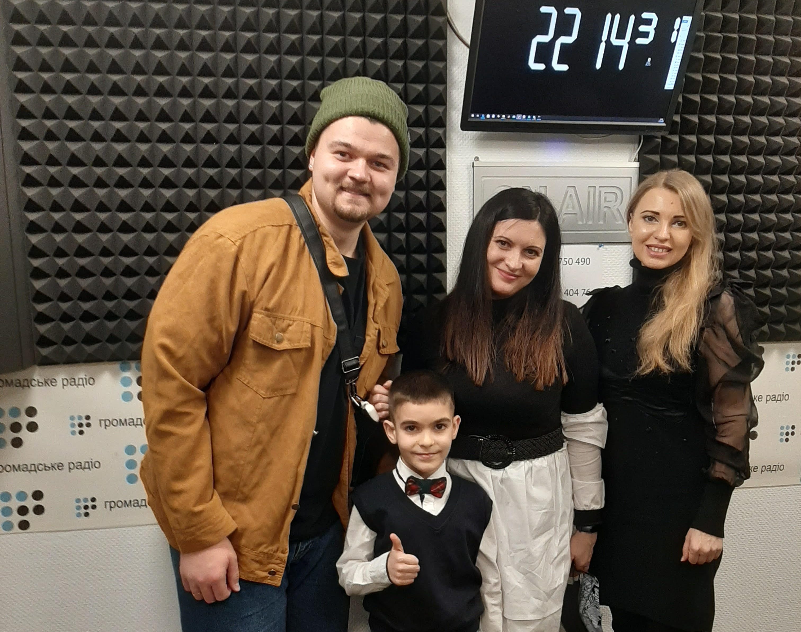 Семирічний Марко Захарян переміг у конкурсі «Різдвяні мрії»: пісню на його слова заспівав Артем Банар