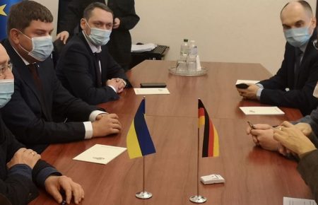 У рамках боротьби з COVID-19 Німеччина виділила понад 13 млн євро медзакладам на сході України