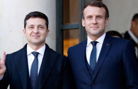 Від історії до політики: які чинники впливають на стосунки України і Франції?