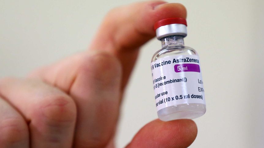 Із 15 лютого Україна очікує отримати вакцину AstraZeneca — Ляшко