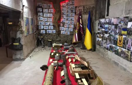 У католицькому костелі Хмельницького відкрився музей російсько-української війни