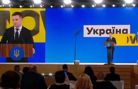 Зеленский анонсировал еженедельные форумы к празднованию 30-летия Независимости Украины