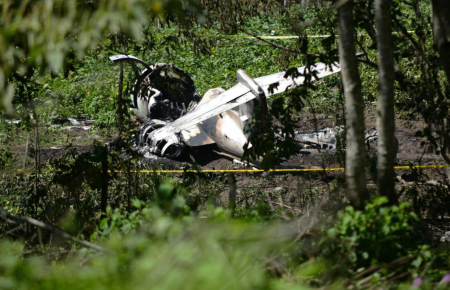 У Мексиці під час польоту загорівся військовий літак, померли 6 людей