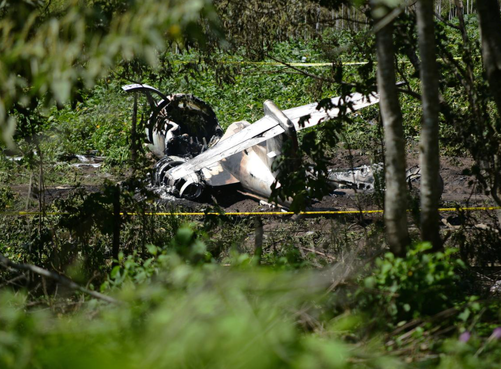 У Мексиці під час польоту загорівся військовий літак, померли 6 людей