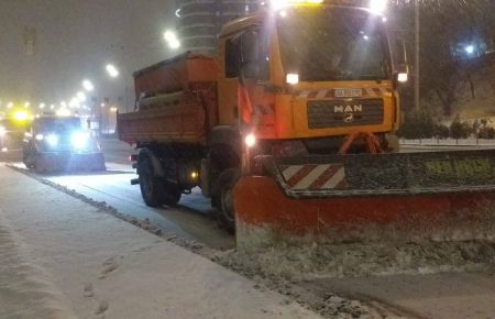 В столице снегопад, во второй половине дня осадки усилятся — Киевавтодор
