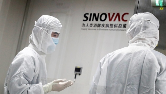 Китайская компания Sinovac подала заявку на регистрацию вакцины в Украине