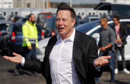 Китай звинувачує Tesla у загрозі безпеці, Маск запевняє, що авто не використовують для шпигунства