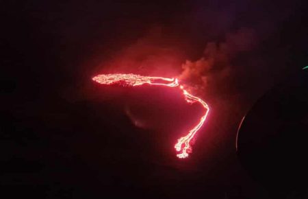 Уперше за 900 років: поблизу столиці Ісландії прокинувся вулкан Фаградалсф`яль