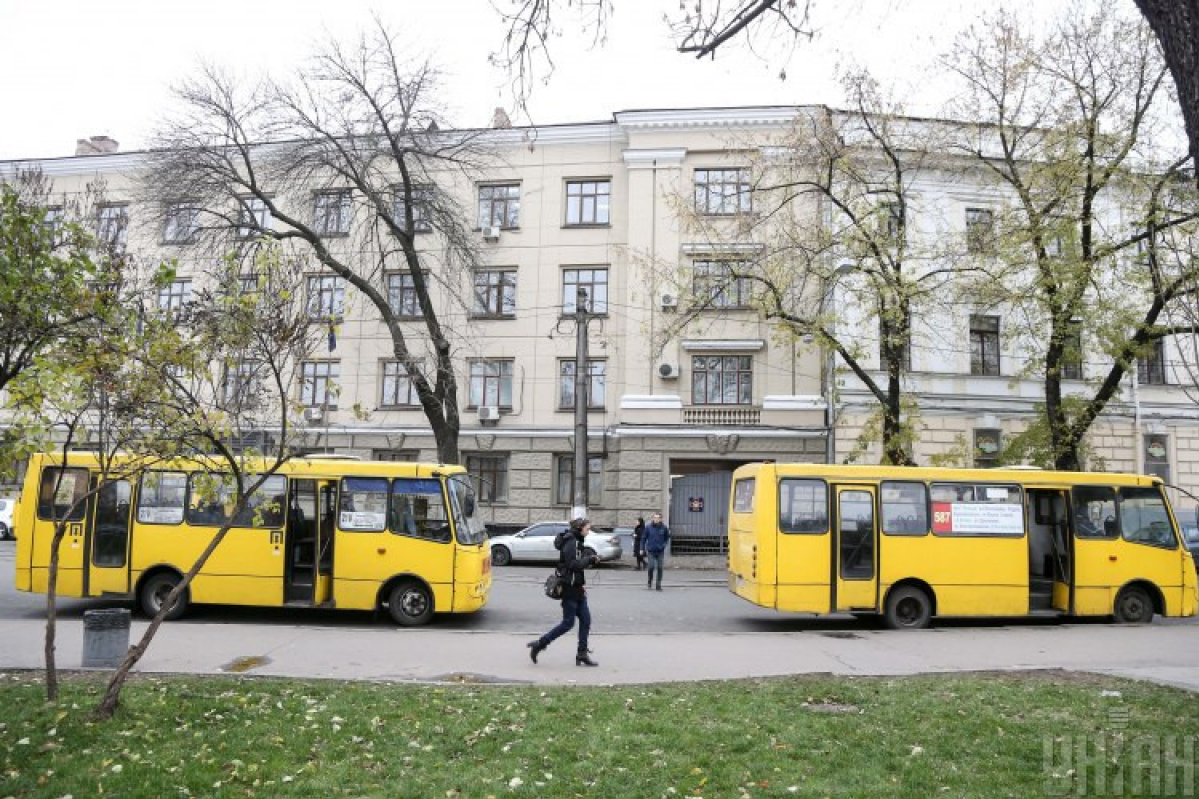 Мы не можем даже окупить горючее: киевские перевозчики будут просить власть остановить работу маршруток