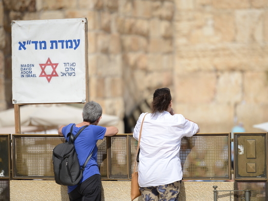 Карантина в Израиле нет, есть только несущественные ограничения для невакцинированных людей — врач