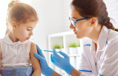 Как записать ребенка или родителей в лист ожидания на вакцинацию от COVID-19?