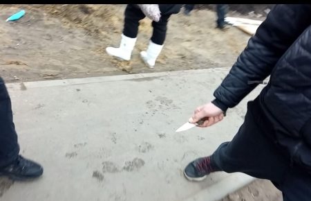 «Удар в обличчя й одразу — в спину»: деталі нападу на мітингувальника на Харківщині