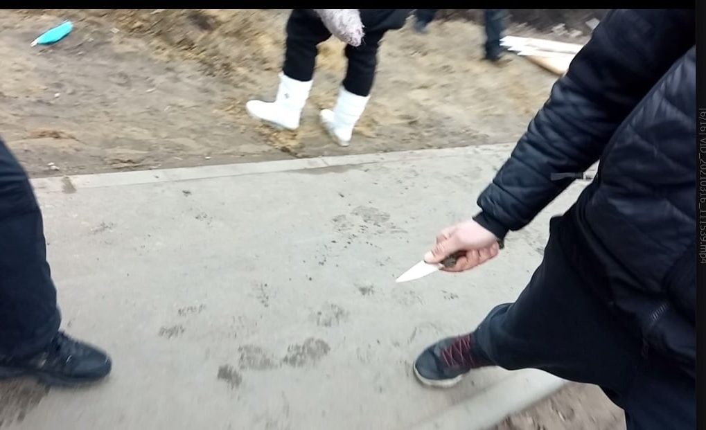 «Удар в обличчя й одразу — в спину»: деталі нападу на мітингувальника на Харківщині