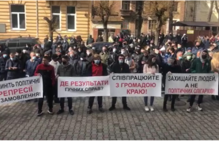 Не город, а ужас какой-то: в Черновцах пикетчики не смогли назвать конкретную причину протеста
