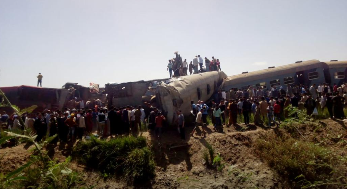 В Египте столкнулись поезда: МИД проверяет, есть ли украинцы среди жертв