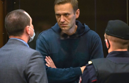 У Навального погіршився стан здоров'я: у ЄС вимагають допустити до нього медиків