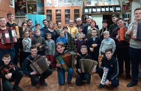 «Те, що не виходило, прийшло з досвідом»: як живе єдиний в Україні музей гармоніки