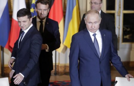 Зеленскому опасно встречаться с Путиным один на один — политический эксперт