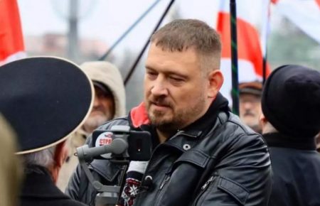 Сергея Тихановского обвинили в $1,3 млн ущерба для Беларуси, ему грозит до 15 лет тюрьмы