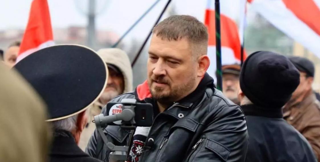 Сергея Тихановского обвинили в $1,3 млн ущерба для Беларуси, ему грозит до 15 лет тюрьмы